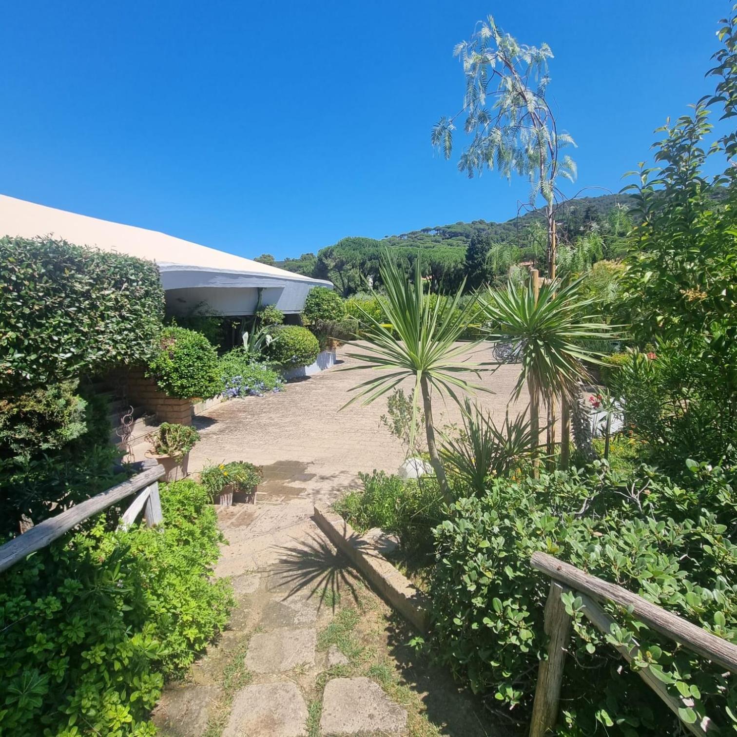 Residence Solemaremma Кастильоне-делла-Пеская Экстерьер фото