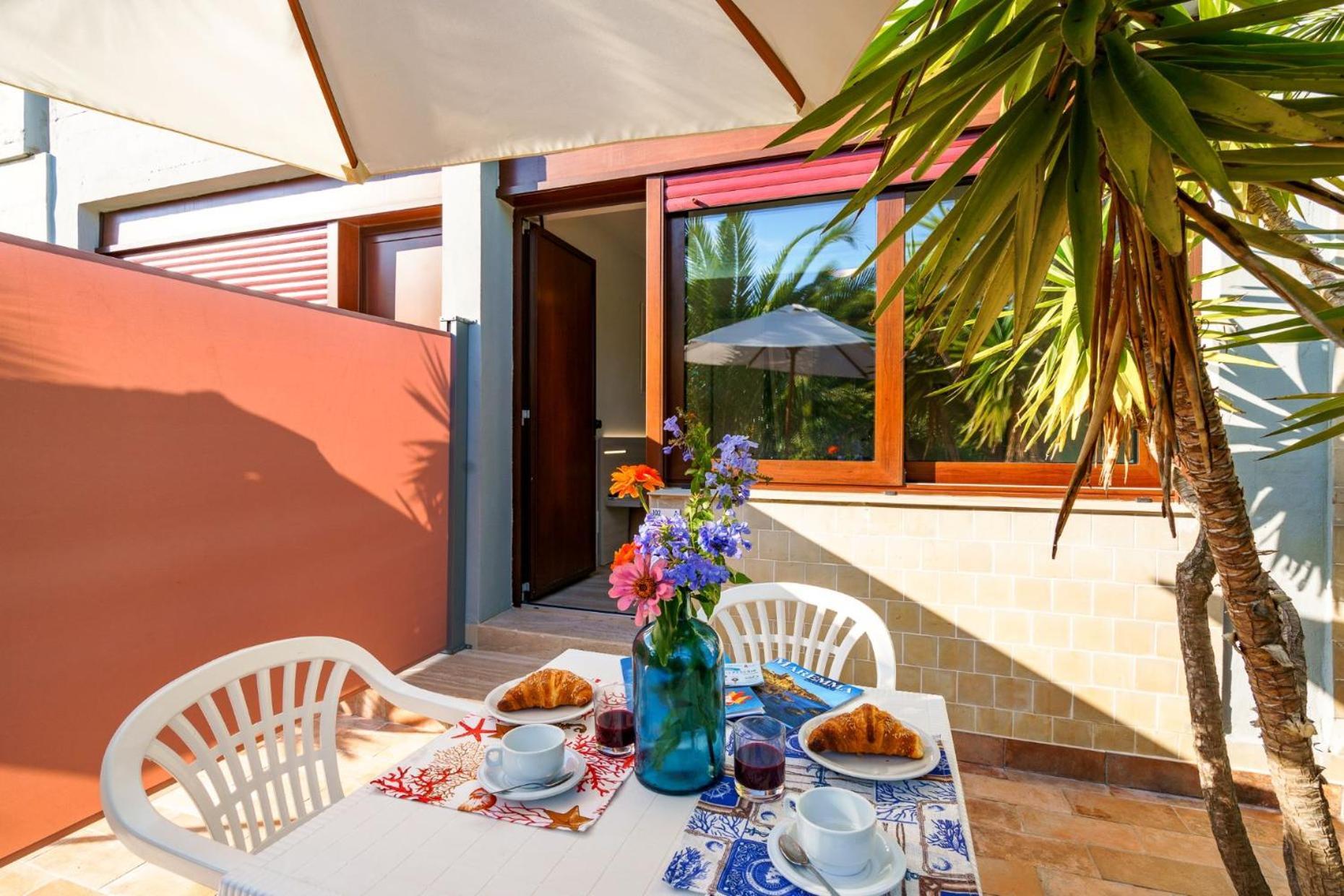 Residence Solemaremma Кастильоне-делла-Пеская Экстерьер фото