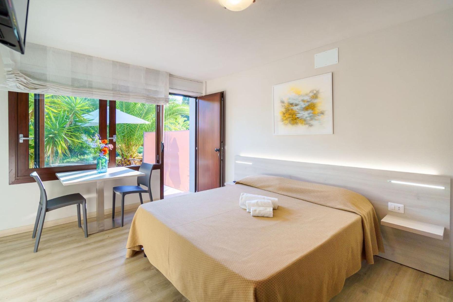 Residence Solemaremma Кастильоне-делла-Пеская Экстерьер фото
